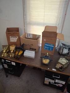 lot 1208 image: Lighting Fixtures Lot Wall Sconces and Lanterns