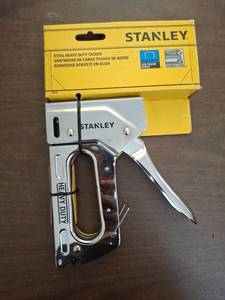 lot 1215 image: Stanley Steel Heavy Duty Tacker TR110