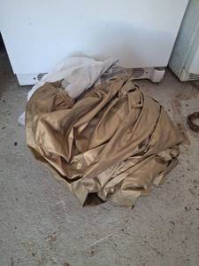 lot 1305 image: Car Cover - XL