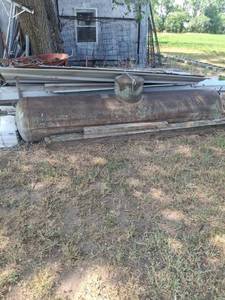 lot 1354 image: Above Ground Propane Tank Model C-1479, 217 Gallon