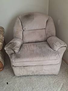 lot 1374 image: Upholstered Rocking Recliner