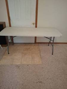 lot 1382 image: Folding Table 6 ft