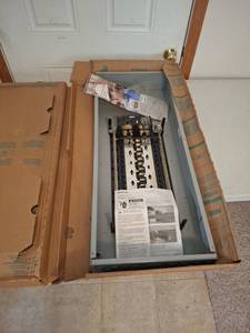 lot 1388 image: Siemens 200A Load Center