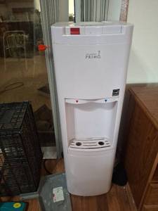 lot 1408 image: Primo Water Cooler Dispenser