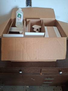 lot 1417 image: Say Bye Bugs Bed Bug Exterminator 16 fl oz - 3 boxes of 6 bottles