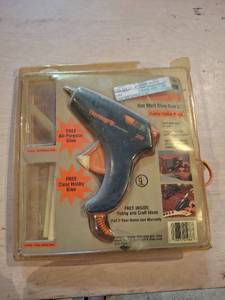 lot 1479 image: Thermogrip Hot Melt Glue Gun