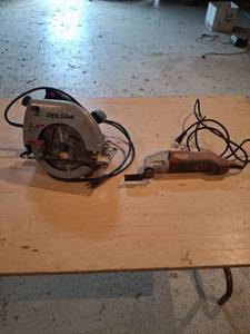 lot 1485 image: SKILSAW 2.4 HP Circular Saw and Oscillating Multi Tool