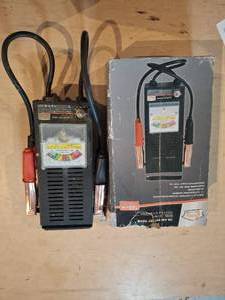 lot 1488 image: Extreme 100 Amp Battery Tester