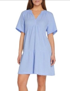 lot 240 image: Gap Womens Relaxed Fit Soft Cotton Blue Gauze Tiered Dress, Small