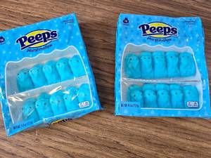 lot 304 image: 2 Pack of Peeps Marshmallows, 4.5oz