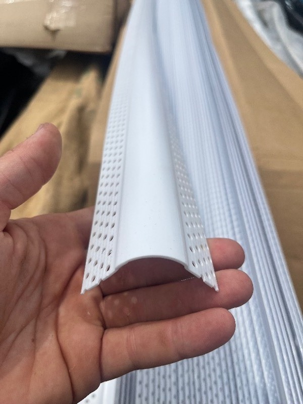 lot 180 image: 8 ft. x 34 in. Vinyl Bullnose Corner Beads (35-Pack)