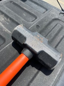 lot 120 image: MISCO Professional Quality 10lb Sledge Hammer - Fiberglass Handle