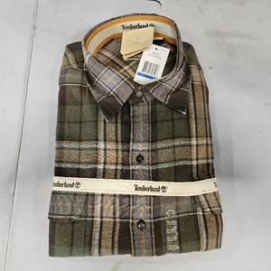 lot 3082 image: Timberland Mens Tucker Olive Plaid Shirt Size XL.