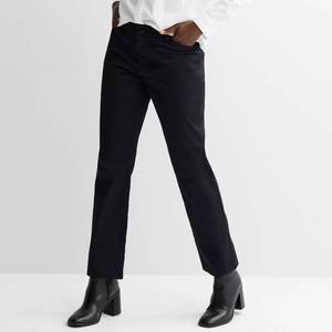 lot 3084 image: Womens Lee  Wrinkle-Free Relaxed Fit Straight-Leg Pants Black Straight 8 Long