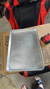 lot 60371 image: Commercial Aluminum Sheet Pan 13x18 - Retail $0
