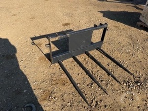 lot 3090 image: Unused 2026 JCT Skid Steer Bale Spear with quadruple tines