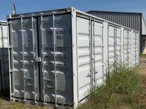 lot 11 image: One Trip 40ft Steel Shipping Container With 4 Side Doors - LYGU4190215
