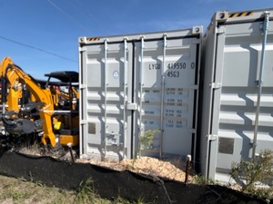 lot 15 image: One Trip 40ft Steel Shipping Container With 4 Side Doors - LYGU4195500