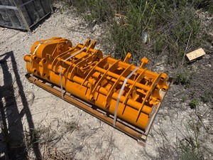 lot 66 image: Unused Captok QTY (8) CAT 301 Excavator Attachment