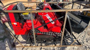 lot 7122 image: Unused AGT industrial mini skid steer SDA-140T