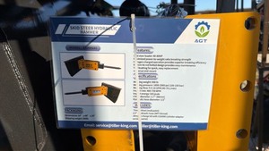 lot 7132 image: Unused AGT Skid Steer Hydraulic Hammer SSHH680 40-80HP