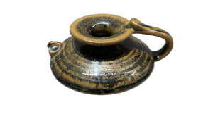 lot 6877 image: Canyon handmade Ceramic teapot with Handle