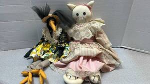 lot 6892 image: Handmade Stuffed Animal Dolls Lot Cat and Crow 2 Pieces
