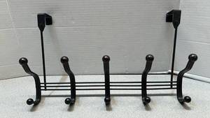 lot 7787 image: 5-Hook Over-the-Door Organizer Rack Bronze