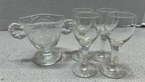 lot 7812 image: Glass cup and Stemmed Glasses Set 4Pieces
