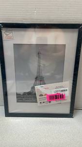 lot 7862 image: 11x14 Picture Frame black frame