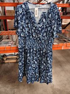 lot 59995 image: Vetior L Floral Print Dress Navy Blue White Short Sleeve