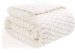 lot 19149 image: Vessia Flannel Fleece Throw Blanket, 3D Jacquard Cream Fuzzy and Warm Blanket for Couch, Sofa, Bed, 300GSM Super Soft Touch Cozy Home Decor for All Seasons (50x70 inches)