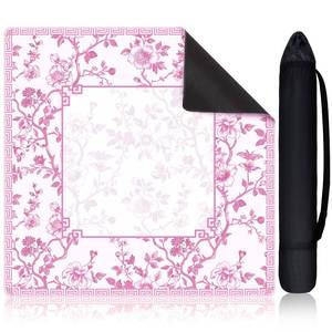 lot 494 image: Sonwyoung Chinoiserie Mahjong Mat with 1 Carrying Bag 31.5 x 31.5 Pink and White Rubber Anti Slip and Noise Reduction Multi Purpose Game Table Cover for Card, Board Tile Games - Retail $23