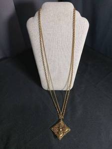 lot 6379 image: Gold-Tone Double Chain Necklace with Filigree Diamond Pendant