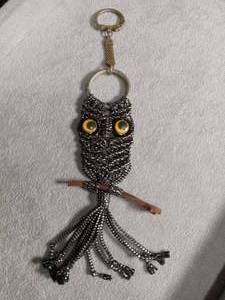 lot 6388 image: Beaded Owl Keychain with Metal Chain and Ring