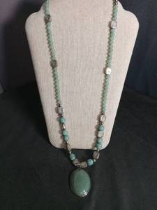 lot 6392 image: Beaded Necklace with Green Stone Pendant