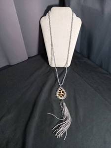 lot 6405 image: Beaded Pendant Necklace with Leopard Print Teardrop and Tassel