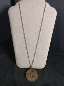 lot 6415 image: Spirit of 76 Bicentennial Medal Pendant Necklace 1776-1976