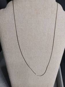 lot 6446 image: Snake Chain Necklace 18 Inch