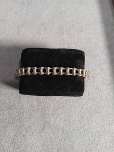 lot 6448 image: Chain Link Bracelet with Box Clasp