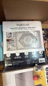 lot 19763 image: Wyatt & Ash Machine Washable Area Rug - Retail $89