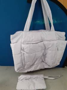 lot 843 image: Large Purple Tote Bag - Retail $0