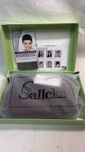 lot 7 image: Sallcks Weaving Gap Hair Band Style JY37017