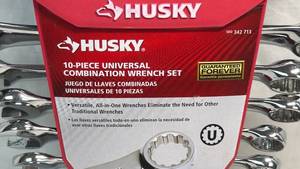 lot 42 image: Husky 10-Piece Universal Combination Wrench Set SKU 342713