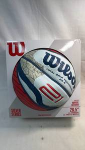 lot 66 image: Wilson Silver Series Basketball 28.5 Intermediate IndoorOutdoor