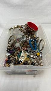 lot 155 image: Lot of Mixed Costume Jewelry Bracelets Necklaces Beads Chains