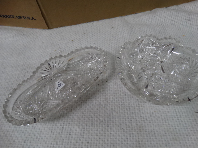 lot 1530 image: Lot of 2 Ornate Glass Plates
