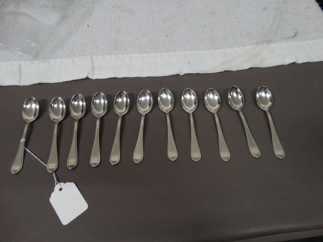 lot 1538 image: Lot of Wellner Patent 90 Spoons