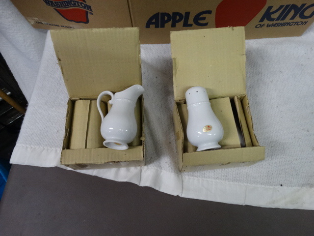 lot 1556 image: Lot of 2 Sets of Maryland China Syrup and Shaker Sets made in Japan