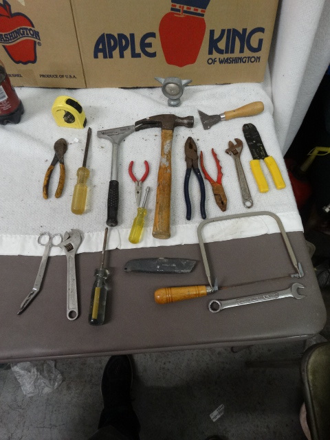lot 1633 image: Lot of Misc. Hand Tools
